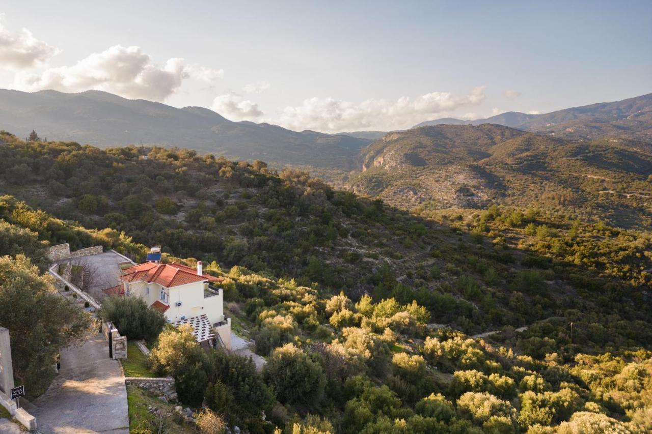 Villa Vicky Питагорио Екстериор снимка