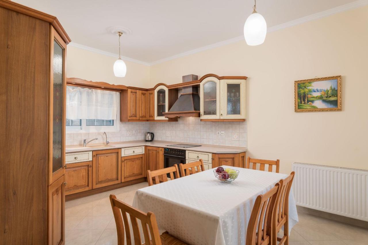 Villa Vicky Питагорио Екстериор снимка