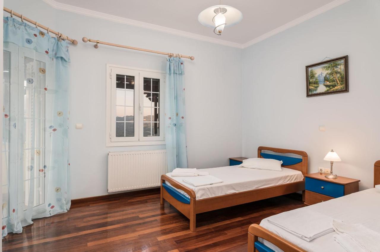 Villa Vicky Питагорио Екстериор снимка