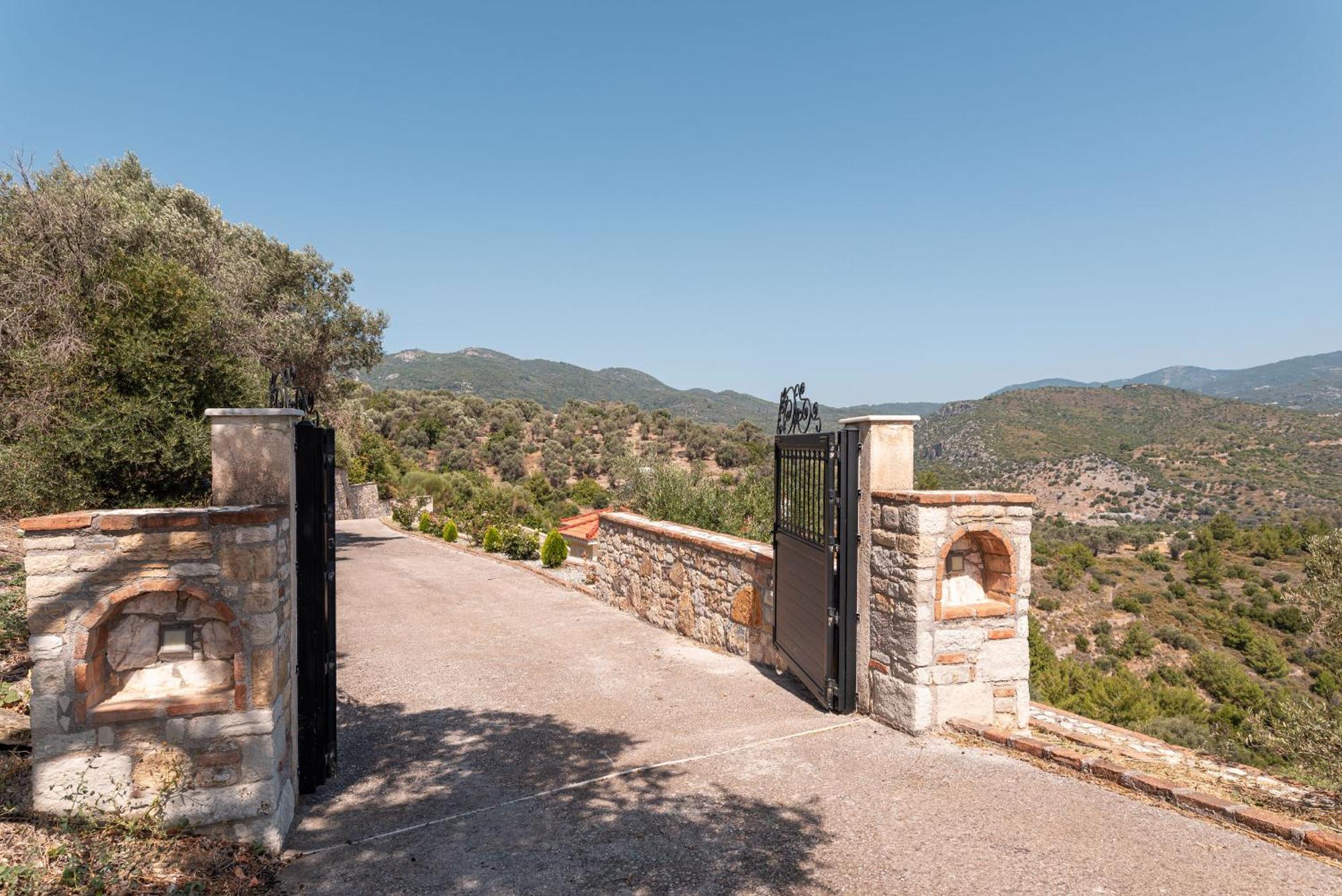 Villa Vicky Питагорио Екстериор снимка