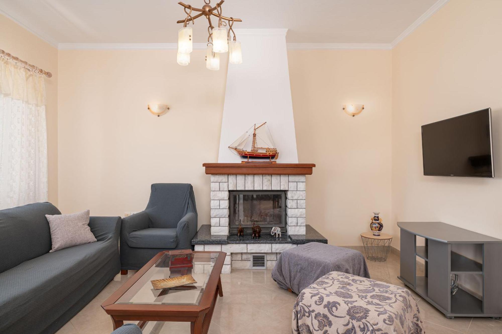 Villa Vicky Питагорио Екстериор снимка
